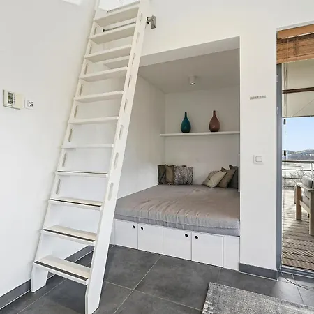 24 - The Outlook | With Panoramic Views Over The Water