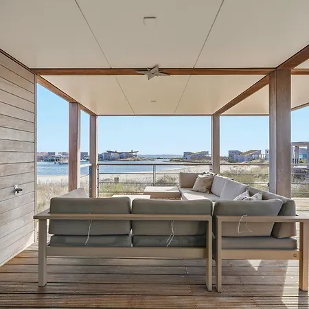 24 - The Outlook | With Panoramic Views Over The Water * Ouddorp